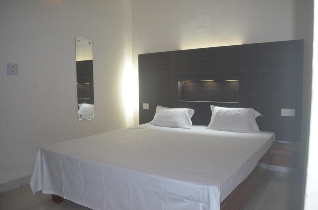 Hotel Vijay Раджгир Экстерьер фото